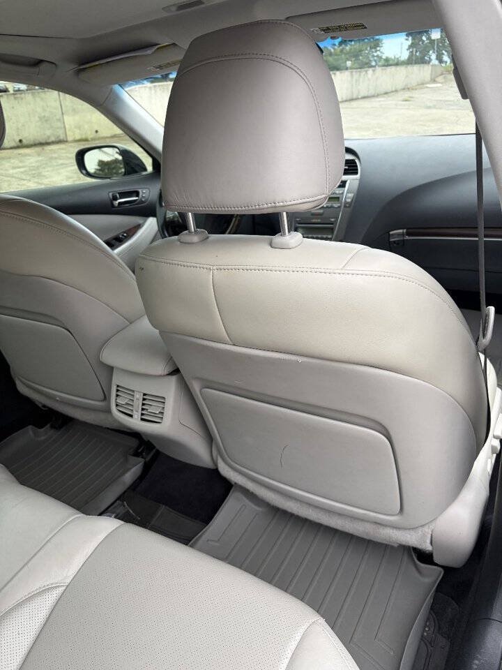 Used 2011 Lexus ES 350 FWD image 20