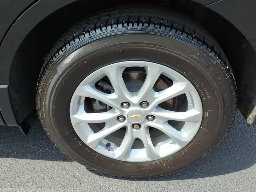 Used 2018 Chevrolet Equinox LT w/ Sun & Infotainment Package AWD/4WD image 10
