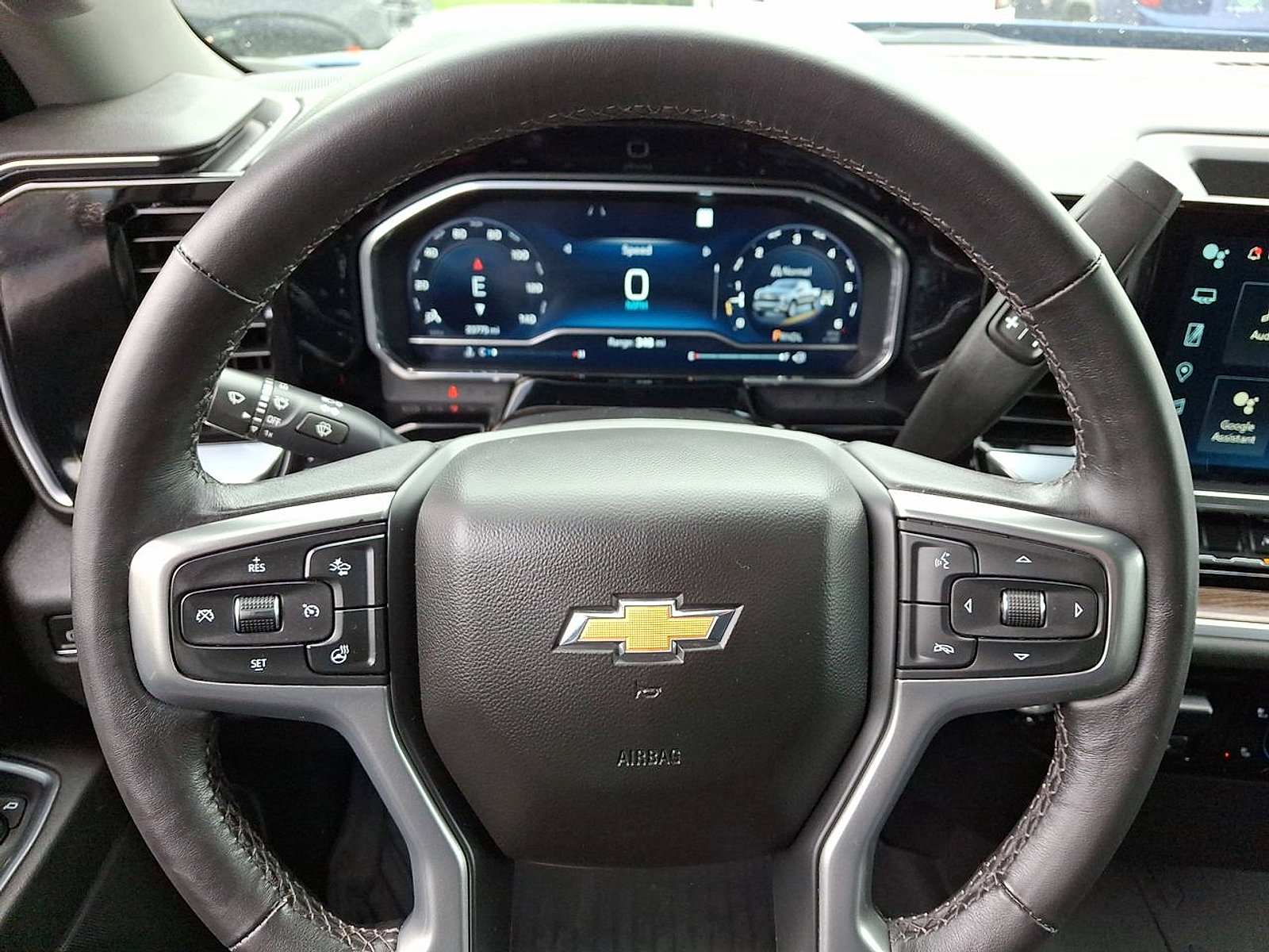 Certified 2022 Chevrolet Silverado 1500 LT w/ Z71 Off-Road Package AWD/4WD image 13
