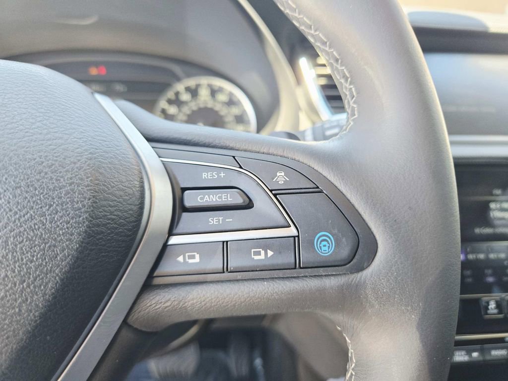 Used 2024 INFINITI QX50 Luxe AWD/4WD image 21