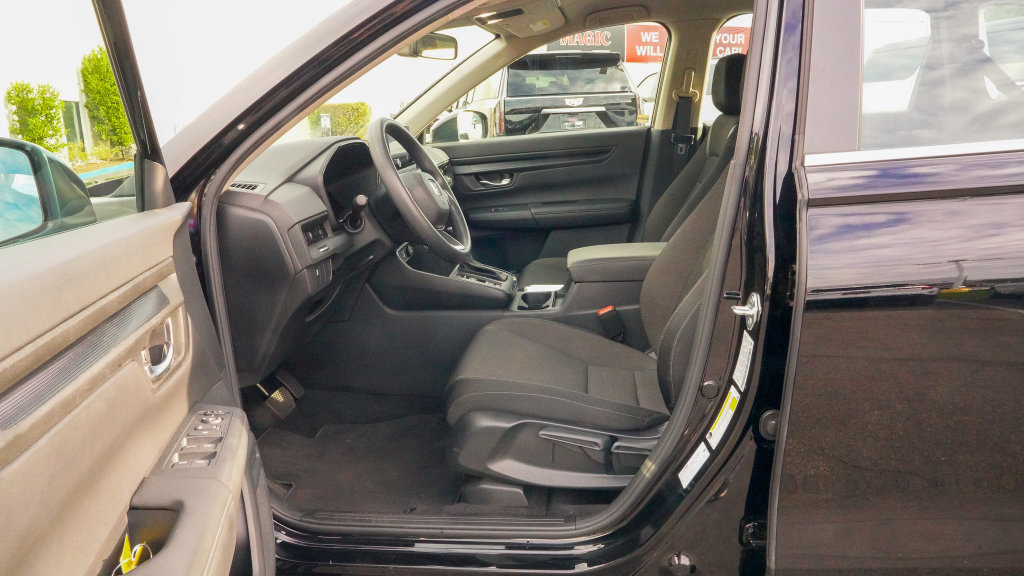 Used 2024 Honda CR-V LX image 14