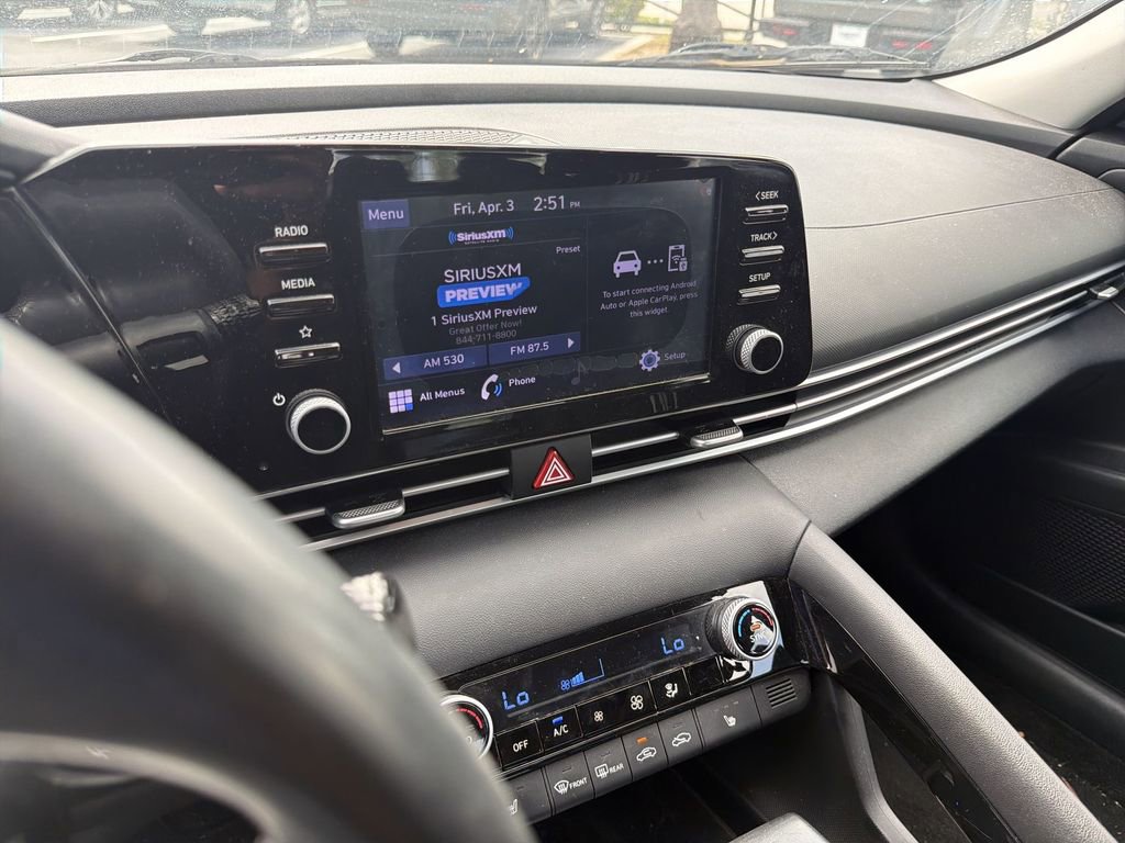 Used 2022 Hyundai Elantra SEL w/ Convenience Package FWD image 26