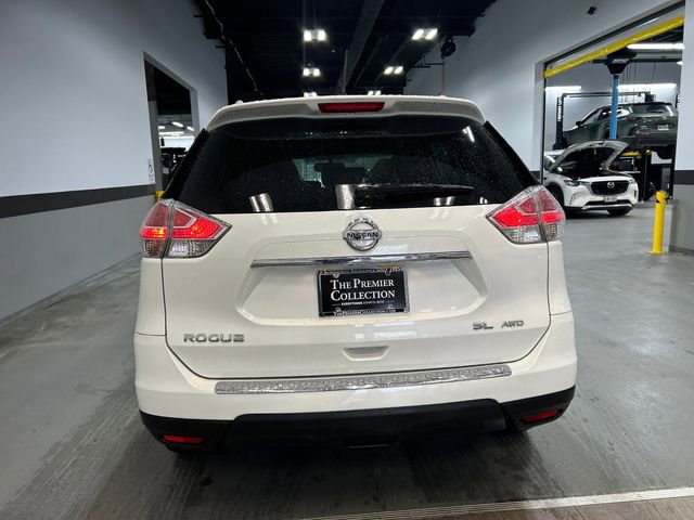 Used 2016 Nissan Rogue SL w/ SL Premium Package image 3