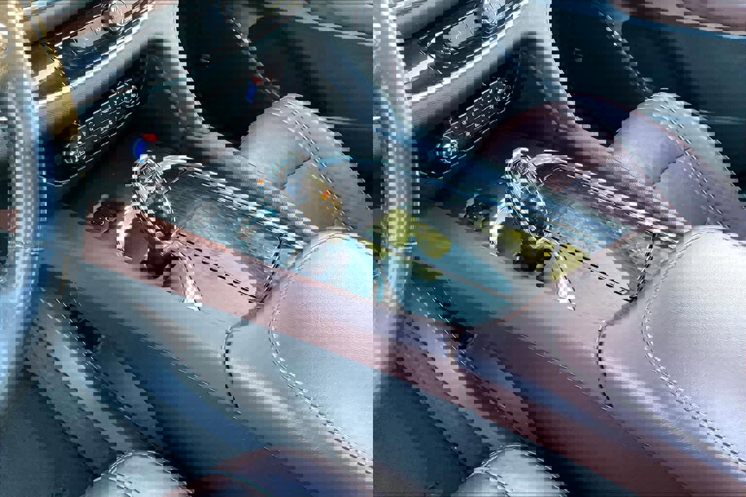 Used 2018 Buick Enclave Avenir w/ Avenir Technology Package image 19