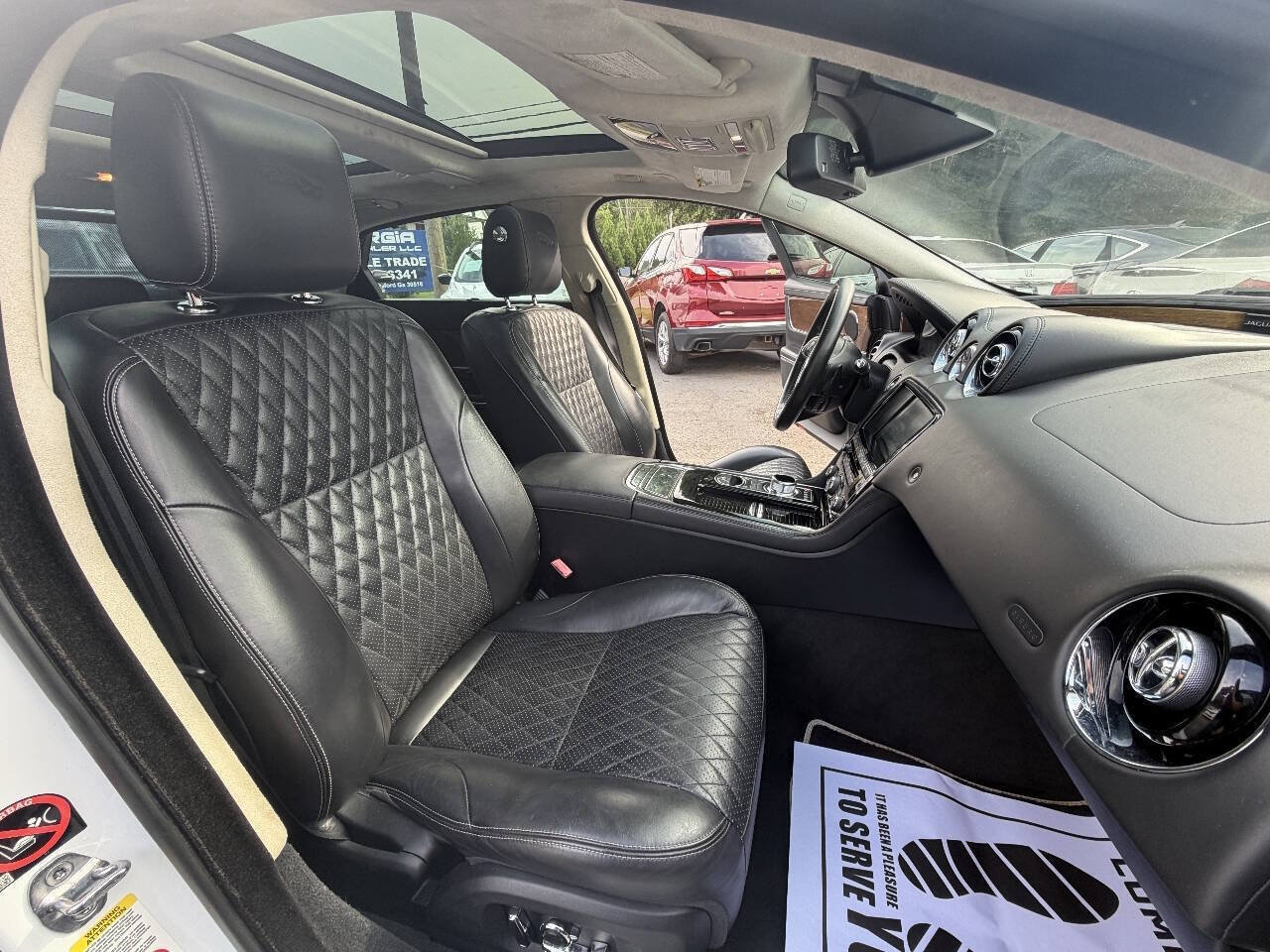 Used 2016 Jaguar XJ L Supercharged RWD image 20