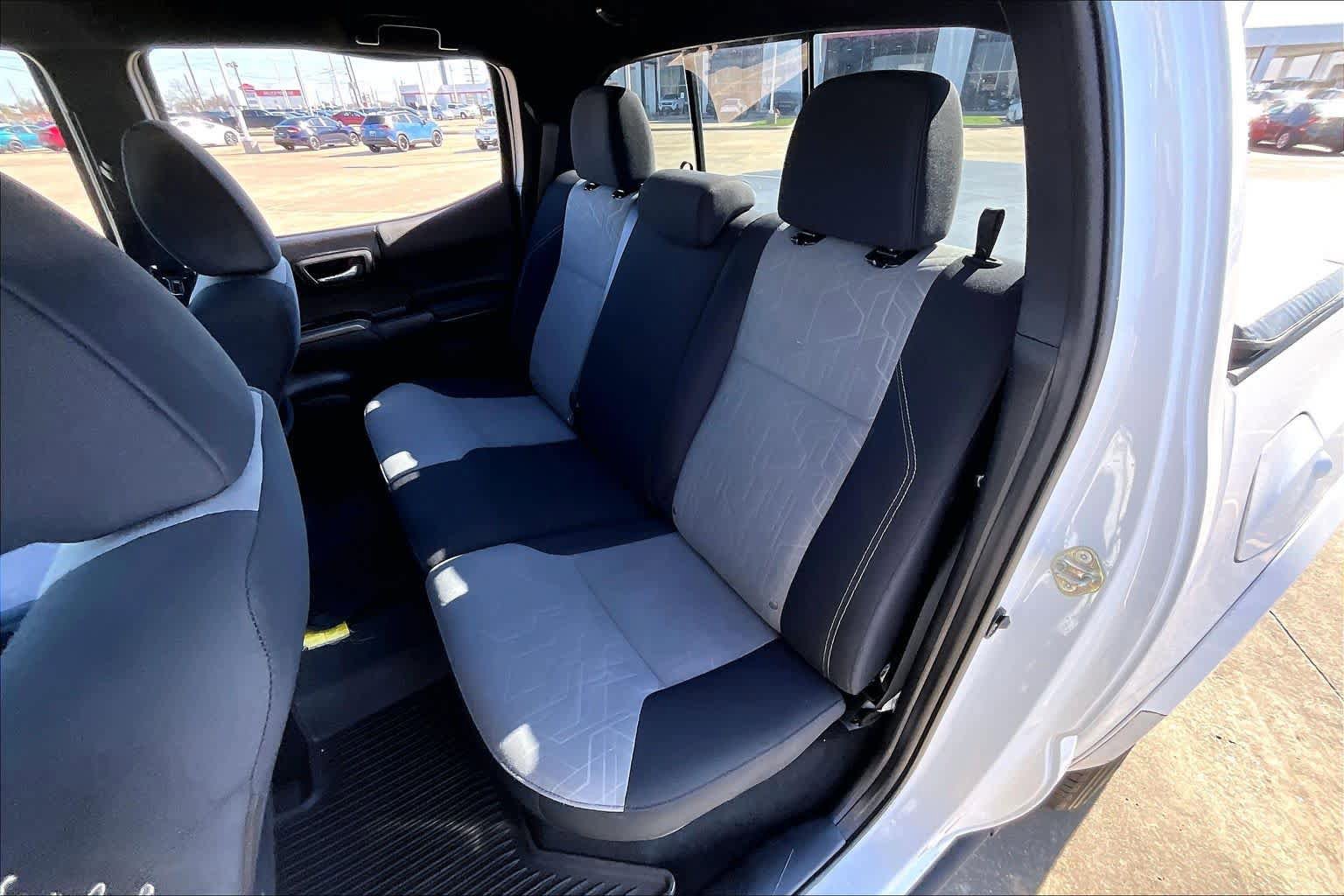 Used 2020 Toyota Tacoma TRD Sport RWD image 20
