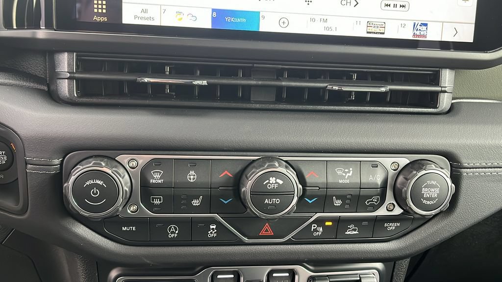 New 2026 Jeep Gladiator Mojave AWD/4WD image 16