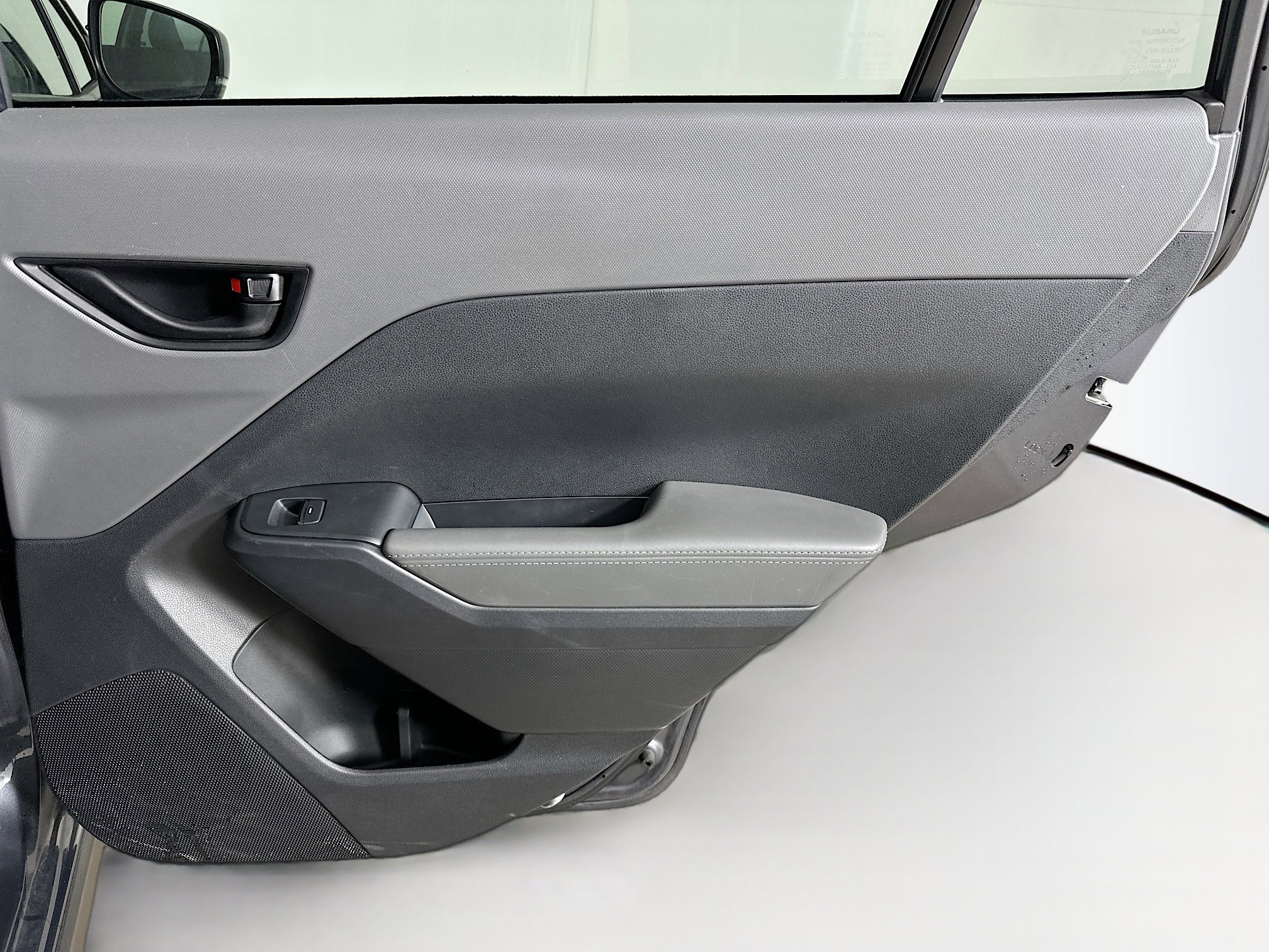 Used 2024 Subaru Crosstrek 2.0i Premium image 30