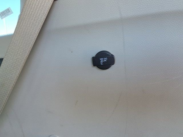 Used 2023 Chrysler Pacifica Touring-L image 13