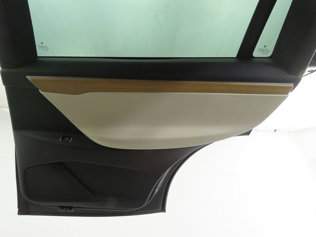 Used 2021 Tesla Model X Performance image 27