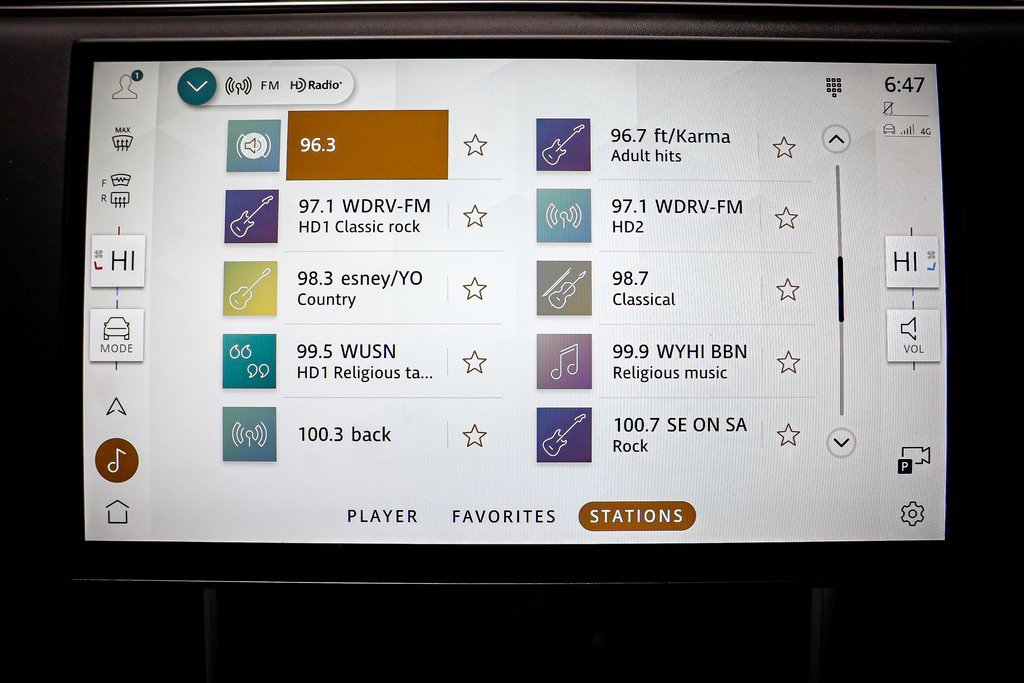 New 2025 Land Rover Range Rover SE image 11