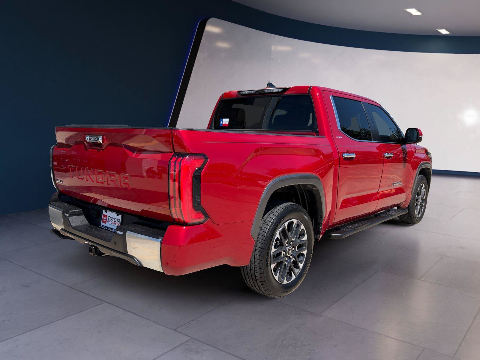Used 2024 Toyota Tundra Limited AWD/4WD image 5