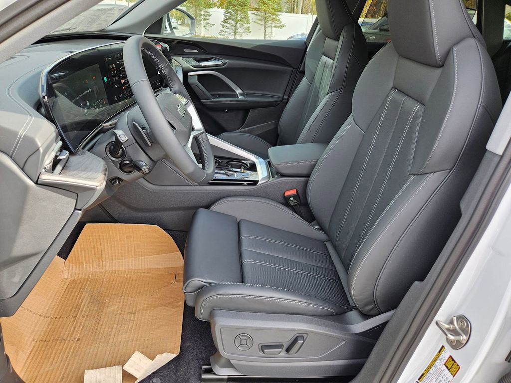 New 2025 Audi Q5 Premium Plus image 8