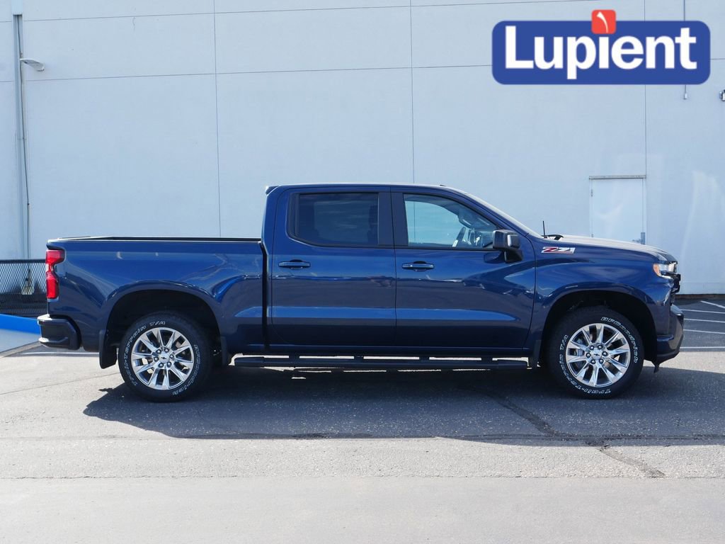 Used 2022 Chevrolet Silverado 1500 RST image 2