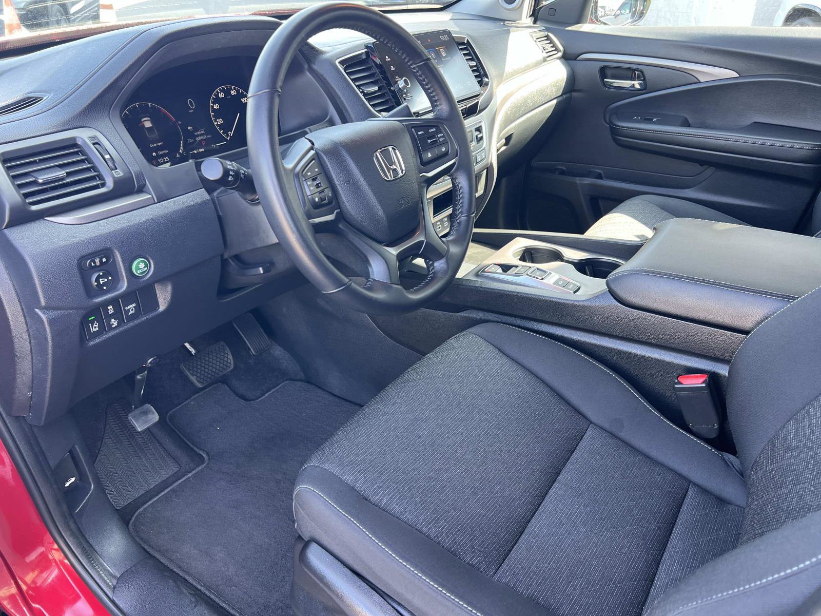 Used 2024 Honda Ridgeline Sport image 5