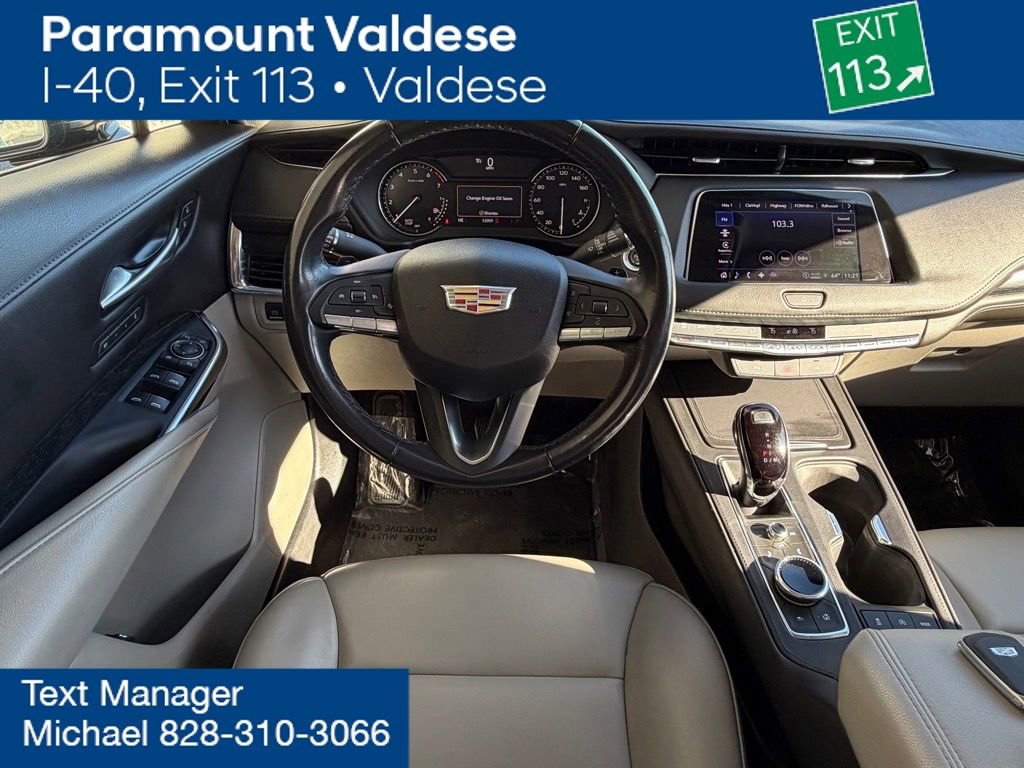 Used 2023 Cadillac XT4 Premium Luxury image 19