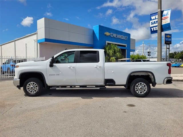 Used 2024 Chevrolet Silverado 2500 LT image 4