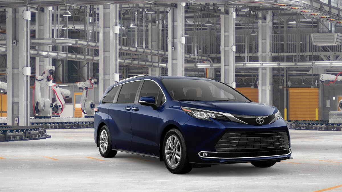New 2026 Toyota Sienna Limited FWD image 15