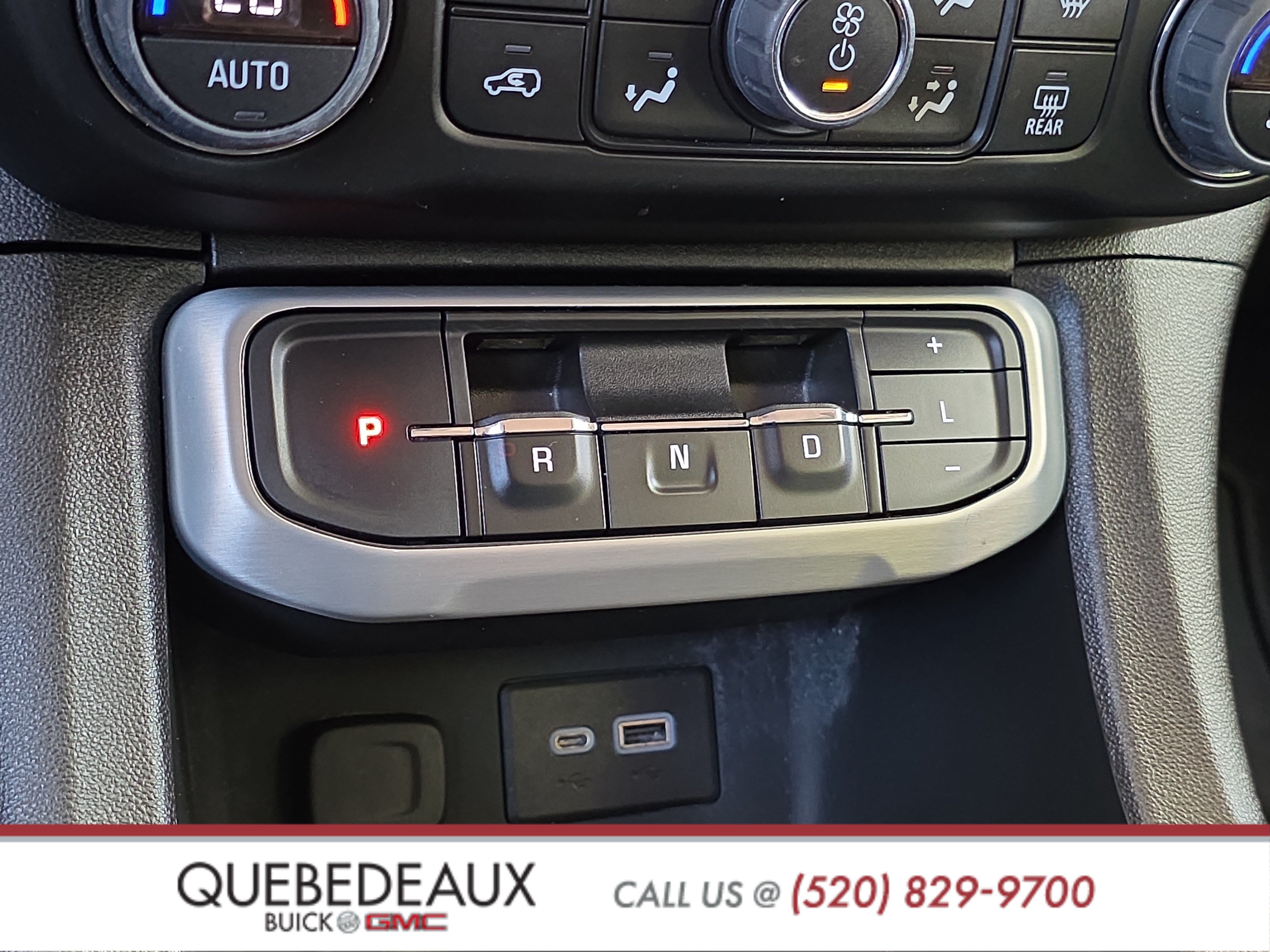 Used 2022 GMC Acadia SLE FWD image 21