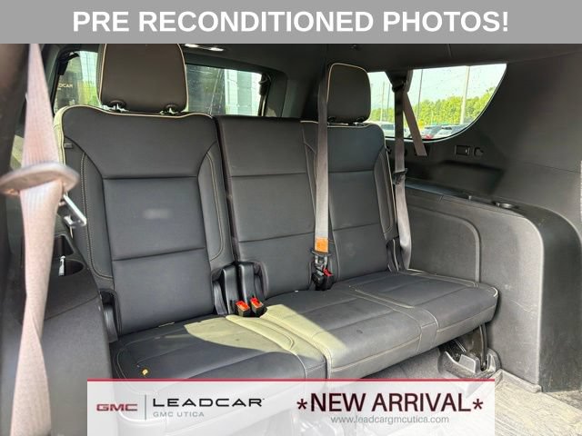 Used 2021 GMC Yukon XL SLT w/ Rear Media and Nav Package AWD/4WD image 18