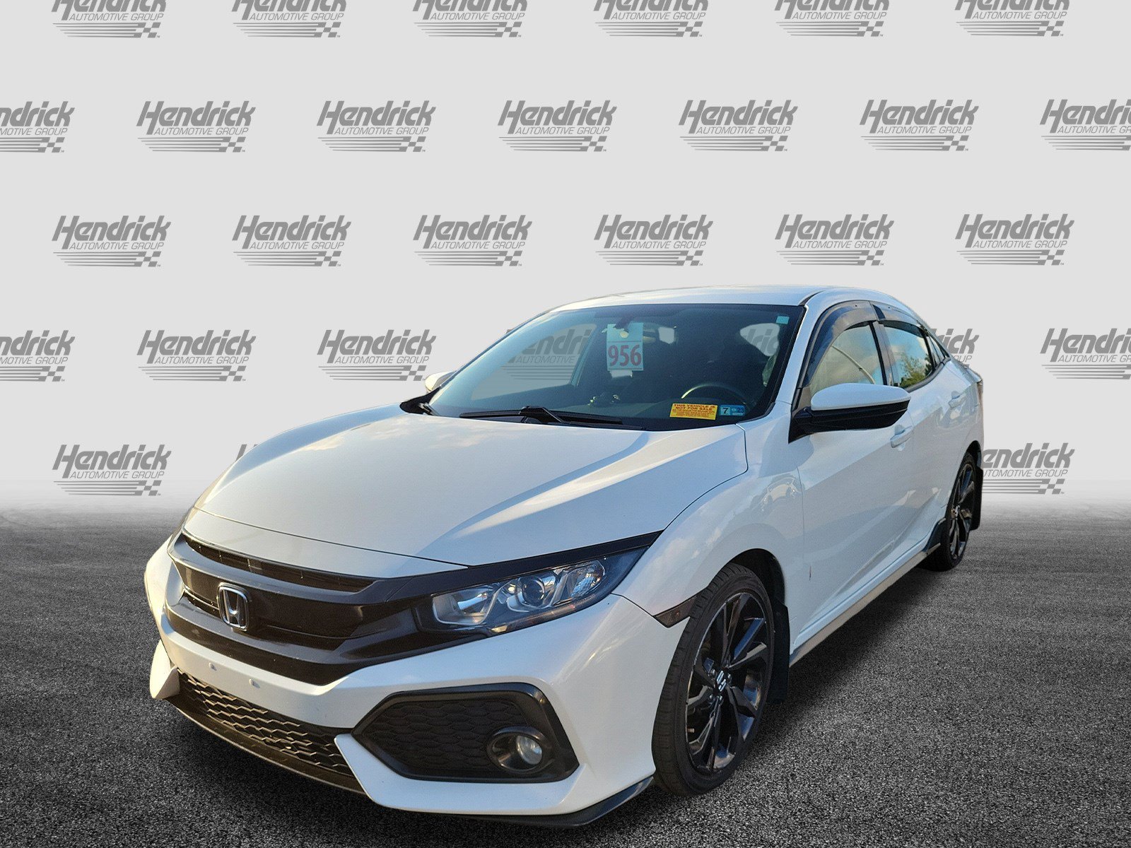Used 2018 Honda Civic Sport image 4