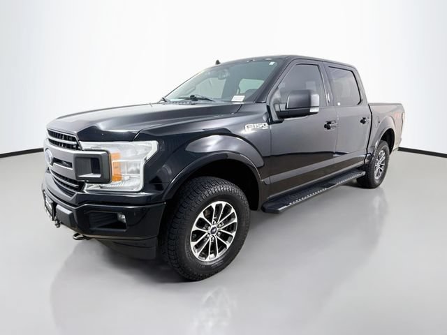 Used 2018 Ford F150 XLT w/ Equipment Group 302A Luxury AWD/4WD image 3