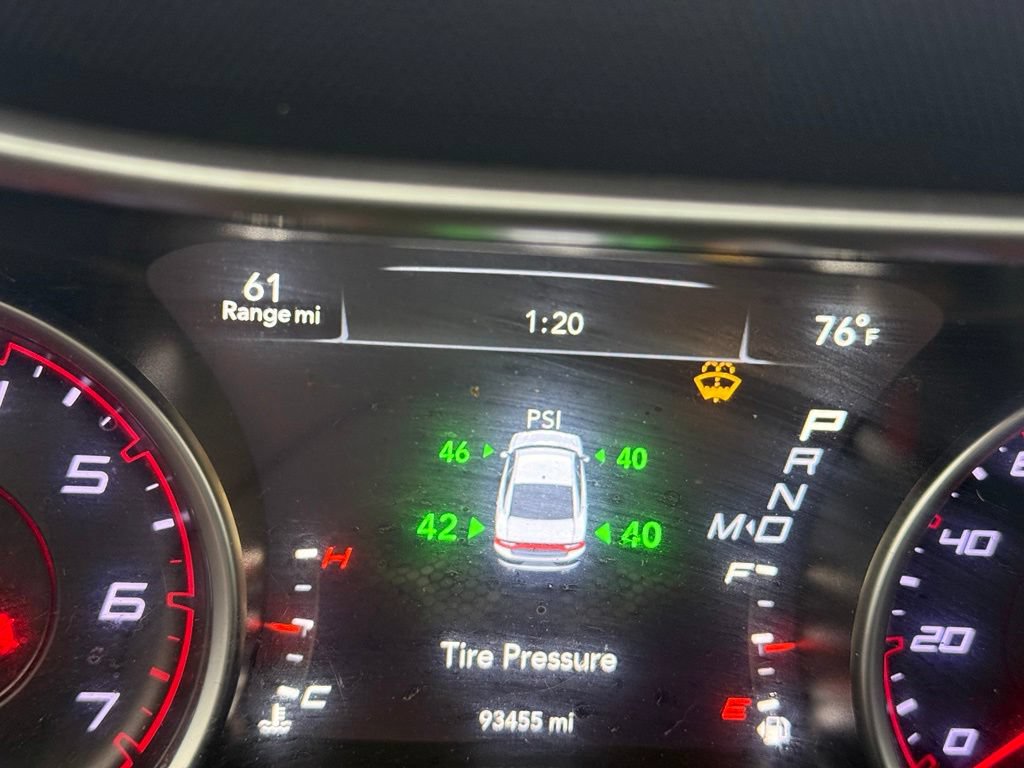 Used 2018 Dodge Charger R/T RWD image 15