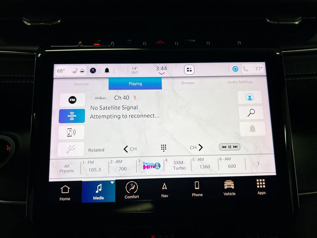 Used 2021 Jeep Grand Cherokee L Overland w/ Luxury Tech Group IV image 13