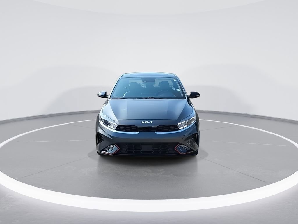 Used 2024 Kia Forte GT-Line w/ GT-Line Premium Package FWD image 3
