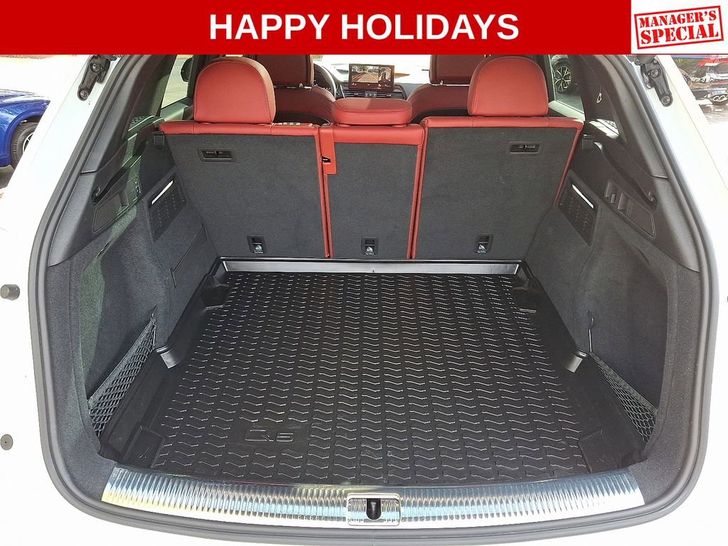 Used 2023 Audi SQ5 Prestige w/ Prestige Package image 32