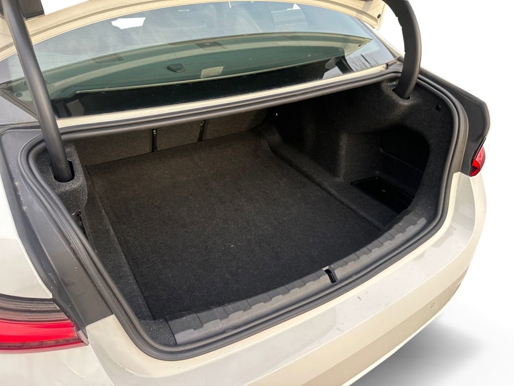 Used 2025 BMW 330i xDrive Sedan image 29