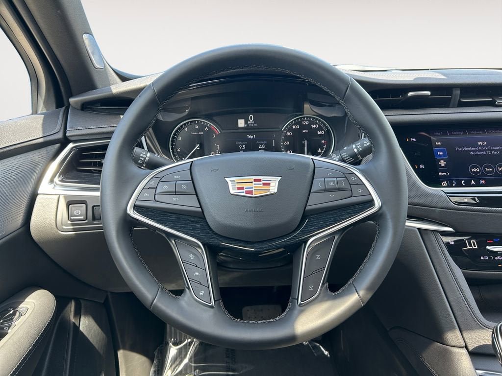 Certified 2025 Cadillac XT5 Premium Luxury AWD/4WD image 14