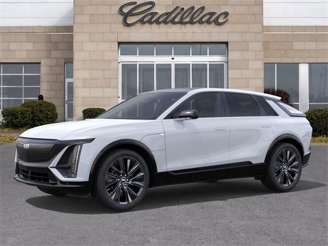 New 2026 Cadillac Lyriq Signature Sport image 2