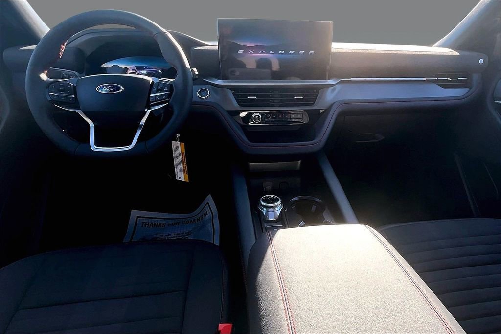 New 2026 Ford Explorer ST-Line image 2