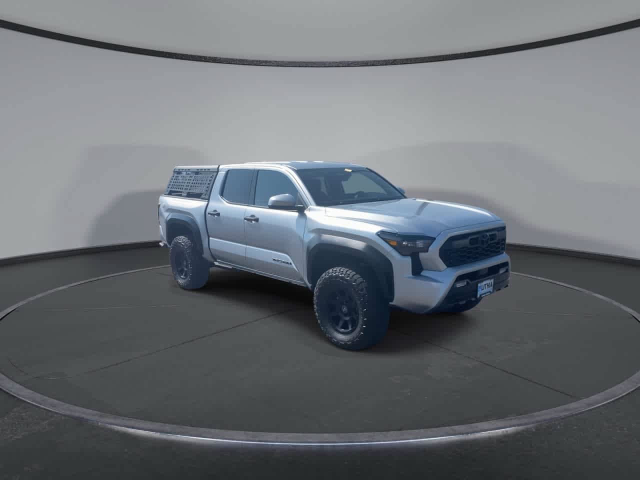 Used 2024 Toyota Tacoma TRD Off-Road w/ TRD Off Road Upgrade Package AWD/4WD image 2