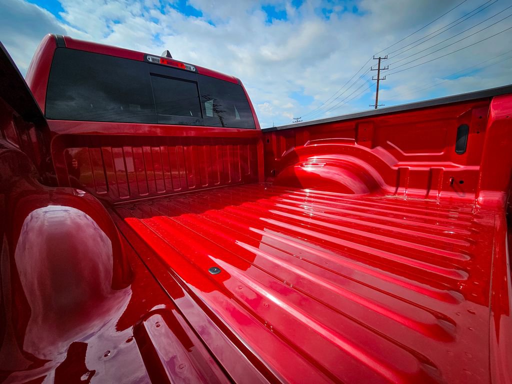 New 2026 RAM 1500 4x4 Crew Cab image 6