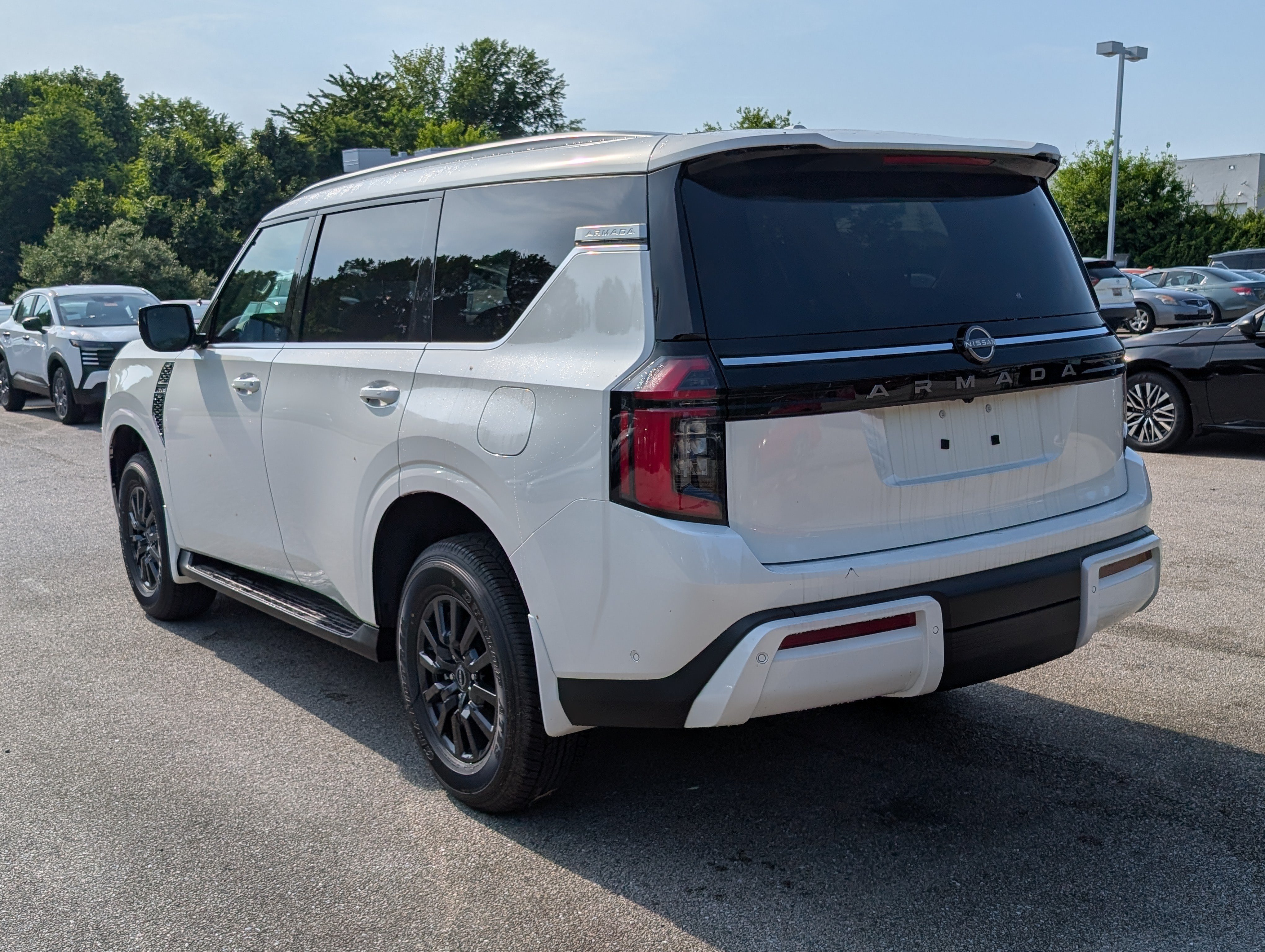 New 2026 Nissan Armada SV AWD/4WD image 4