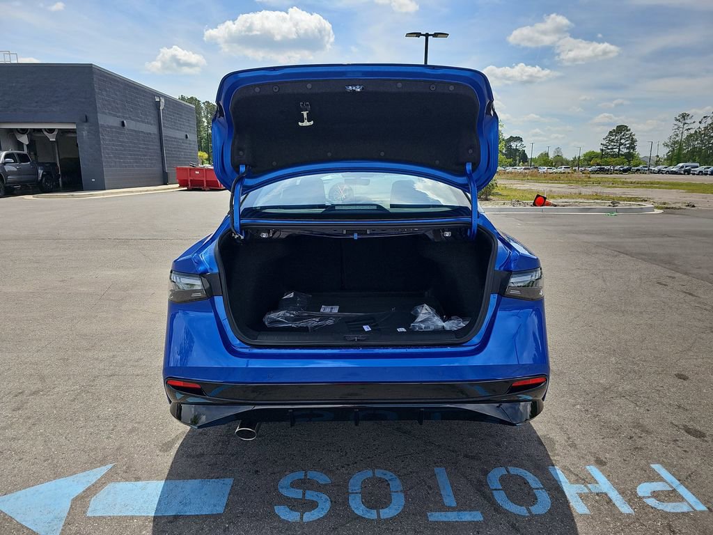 New 2026 Nissan Sentra SR w/ SR Premium Package image 16