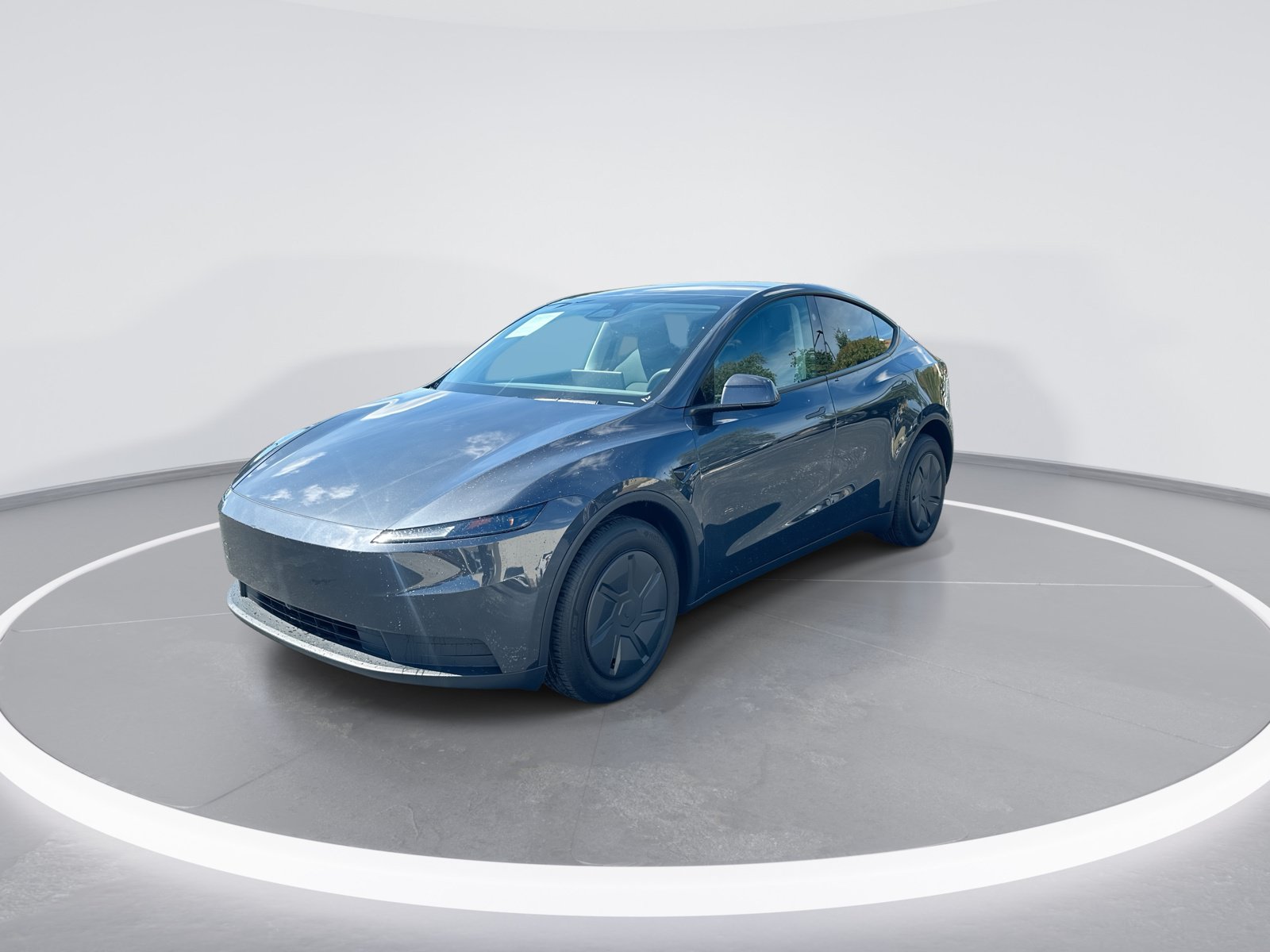 Used 2026 Tesla Model Y AWD image 5