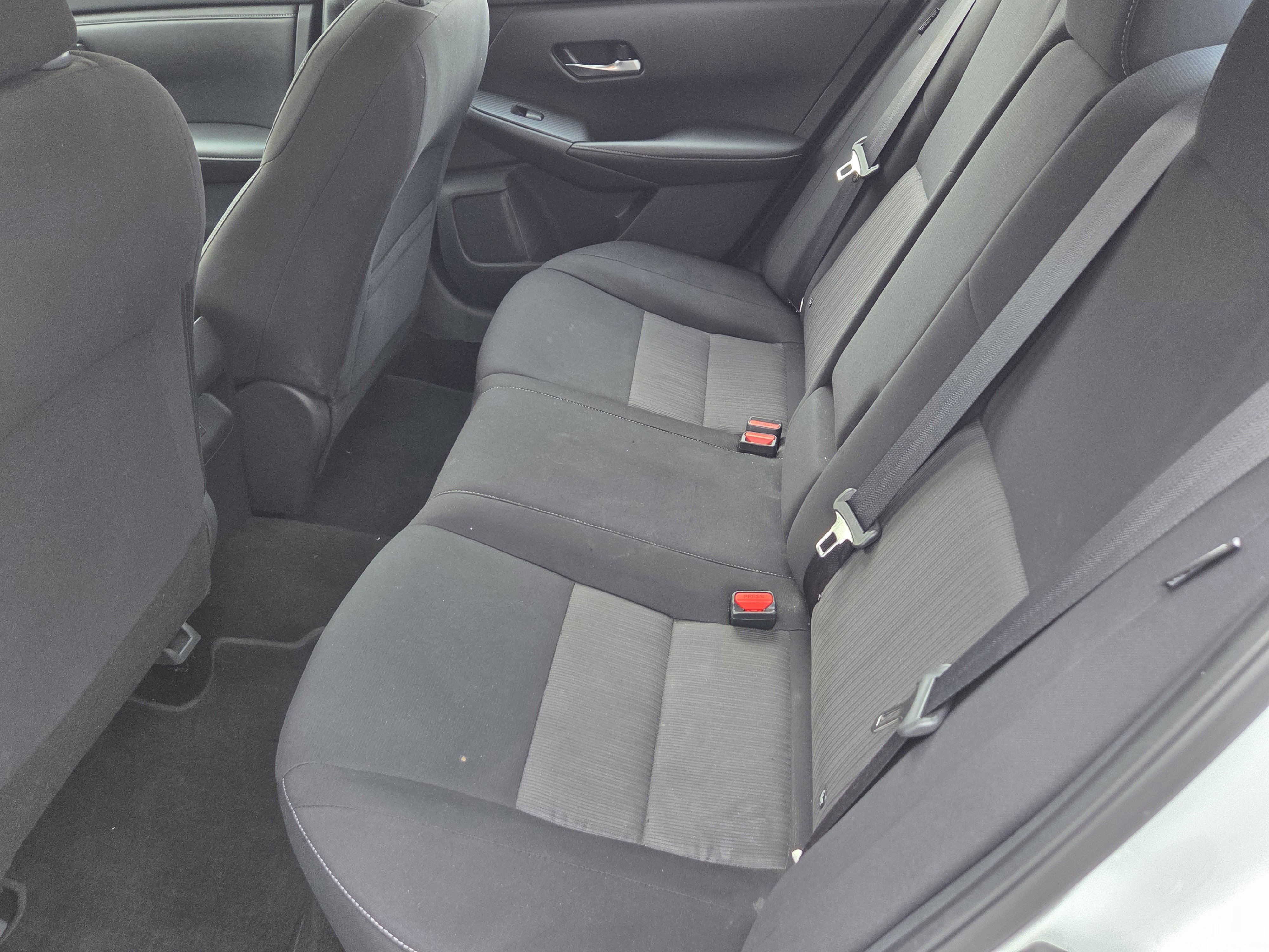 Used 2022 Nissan Sentra SV image 11