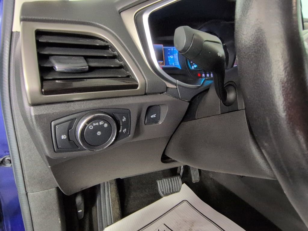 Used 2015 Ford Fusion SE w/ Equipment Group 202A FWD image 22