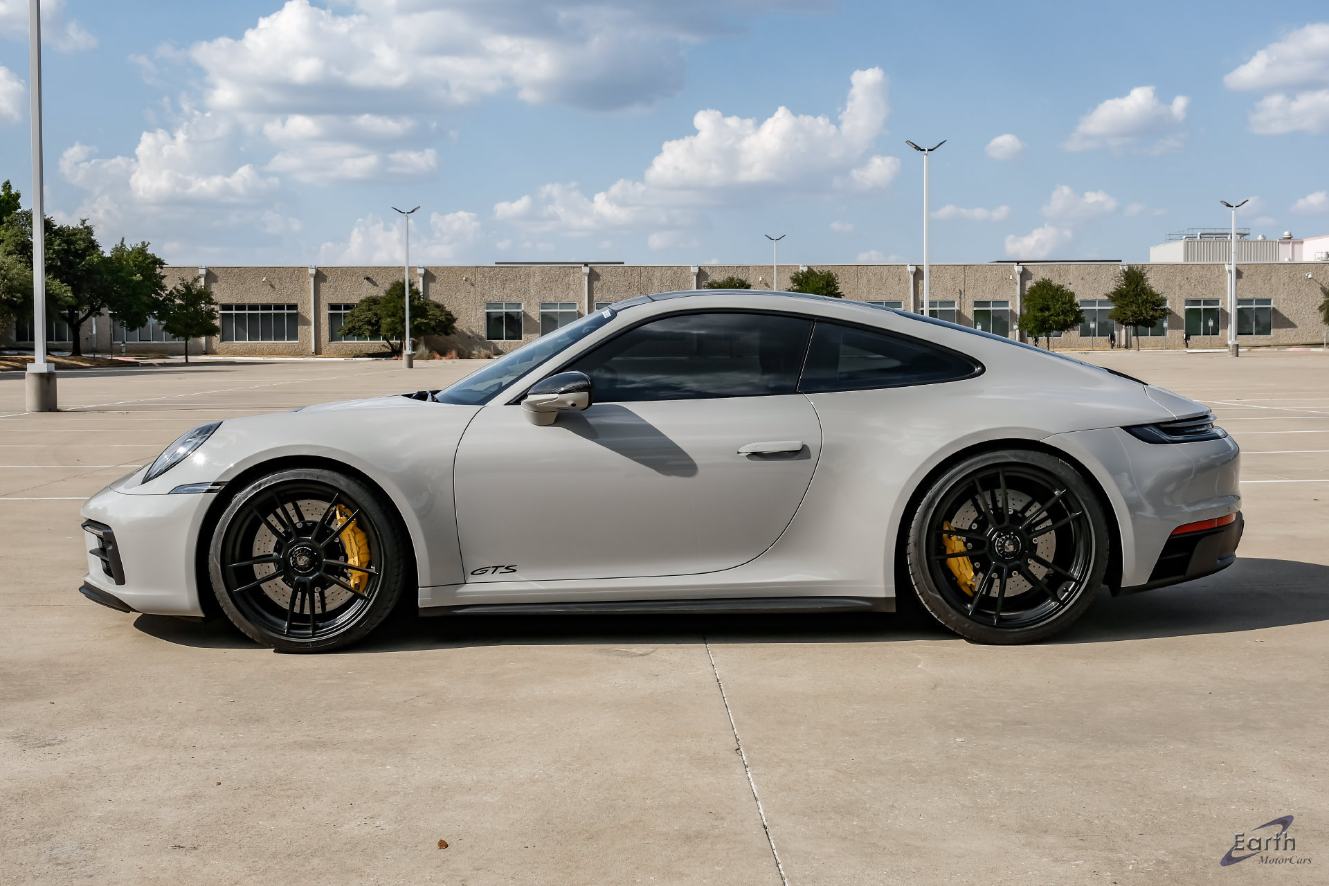 Used 2024 Porsche 911 Carrera GTS RWD image 8