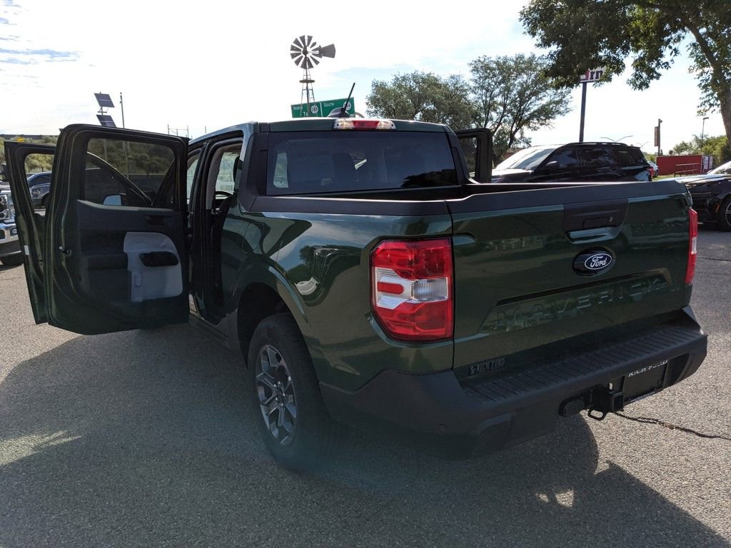 New 2025 Ford Maverick XLT w/ XLT Luxury Package image 9