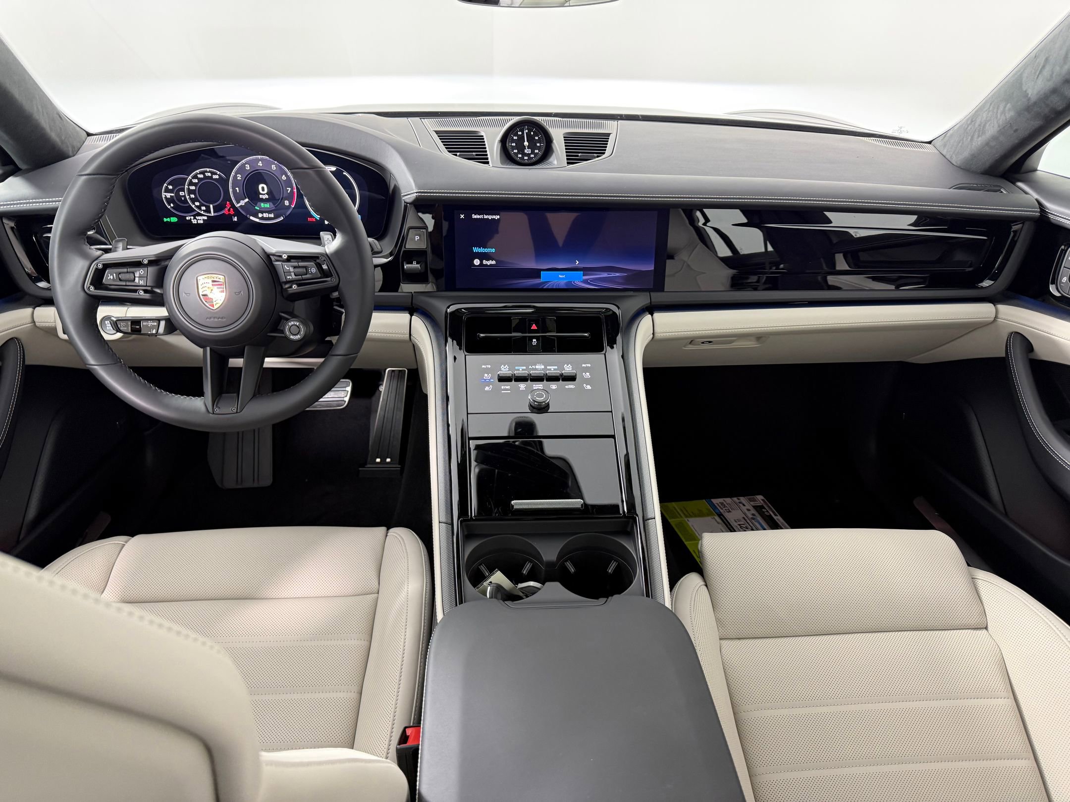 New 2026 Porsche Panamera 4 image 20