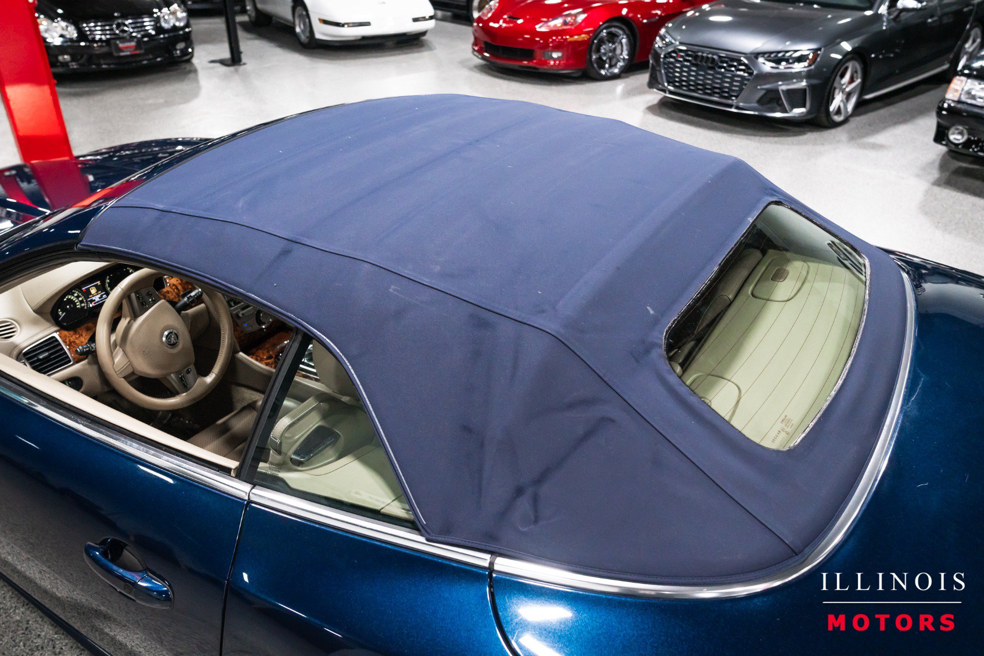 Used 2010 Jaguar XK Convertible RWD image 33