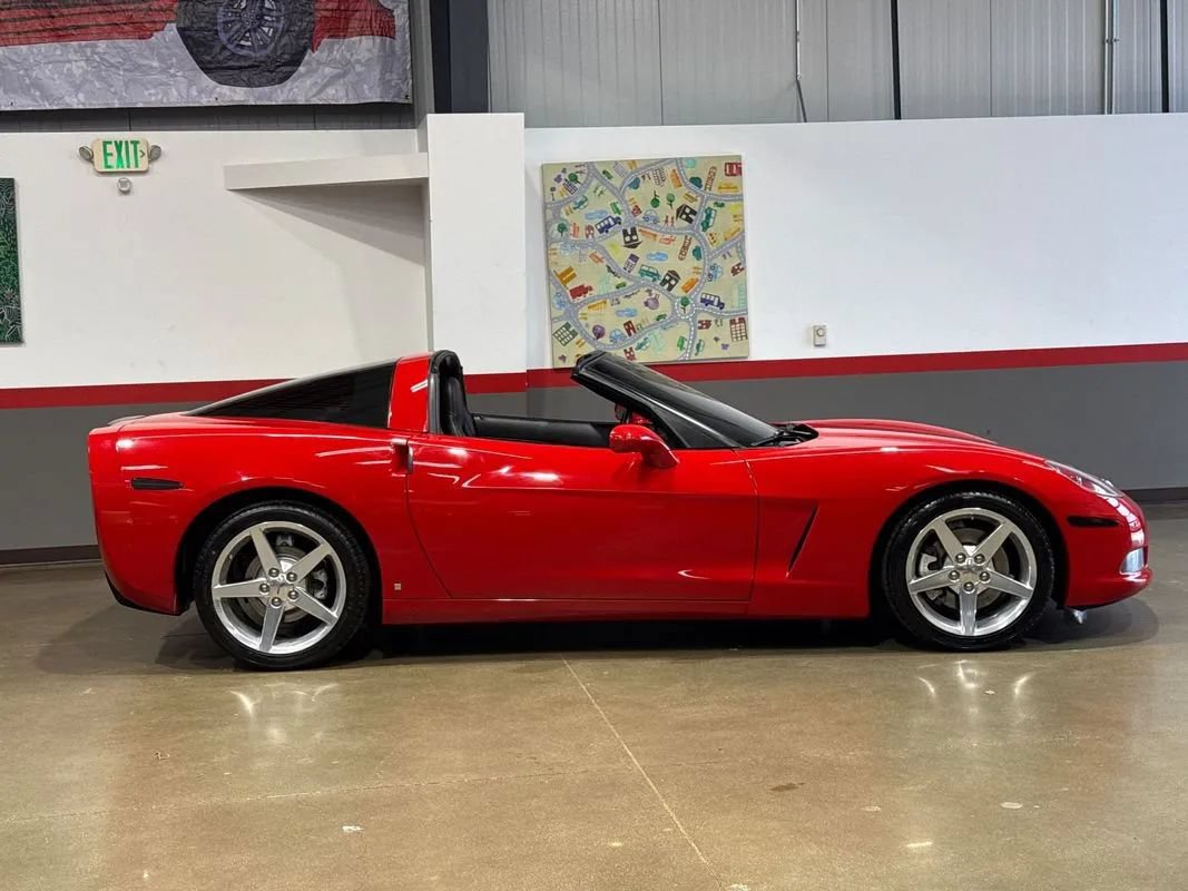 Used 2008 Chevrolet Corvette Coupe w/ Preferred Equipment Group RWD image 71