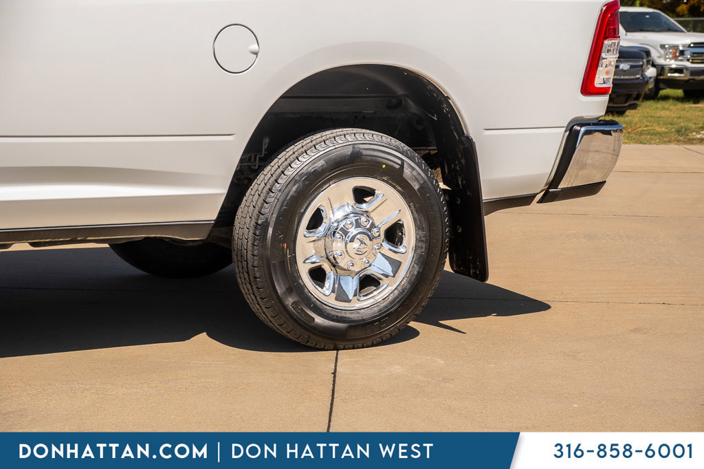 Used 2024 RAM 3500 Tradesman w/ Chrome Appearance Group AWD/4WD image 36