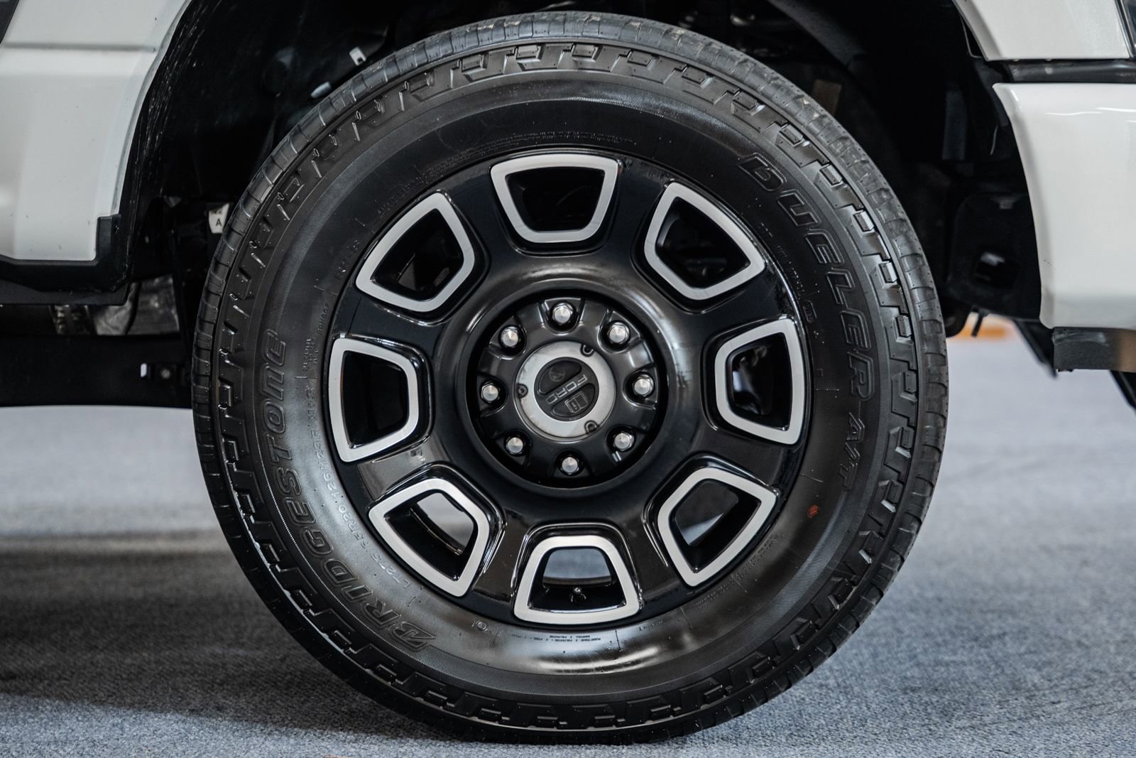 Certified 2024 Ford F250 Platinum image 17