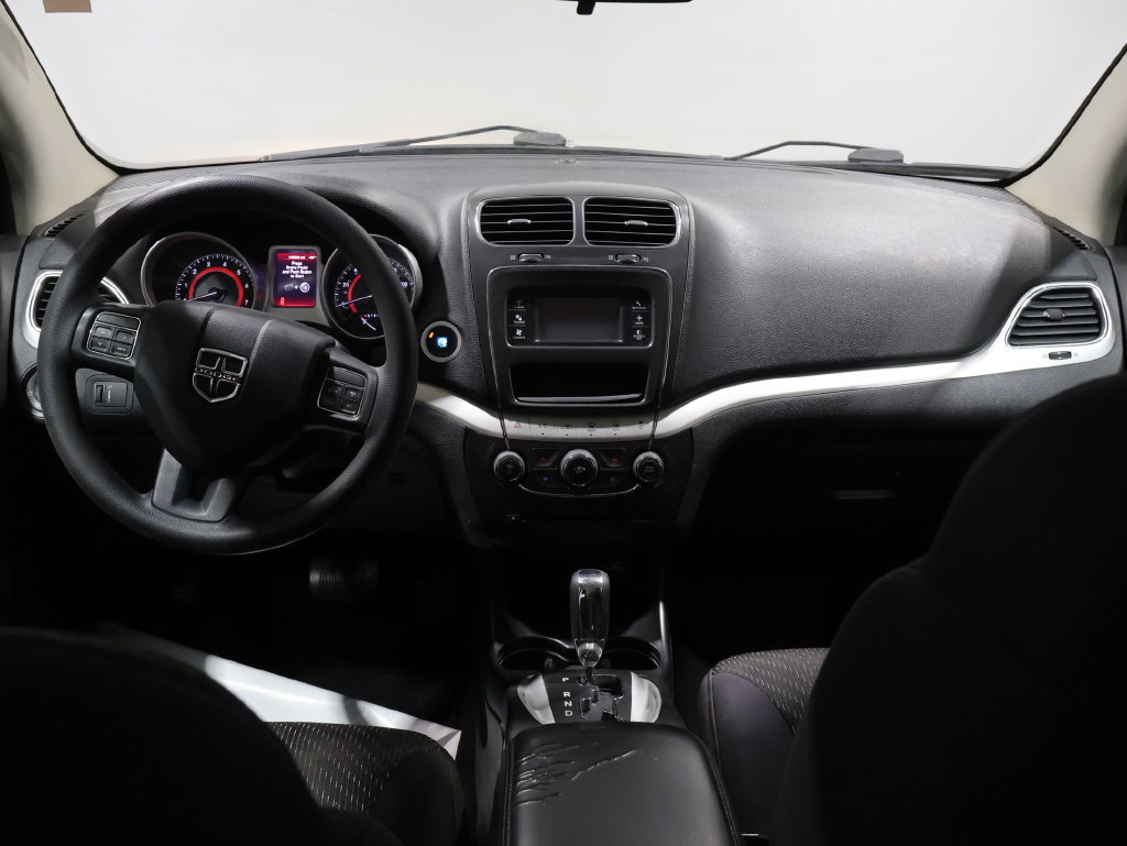 Used 2013 Dodge Journey SXT FWD image 3