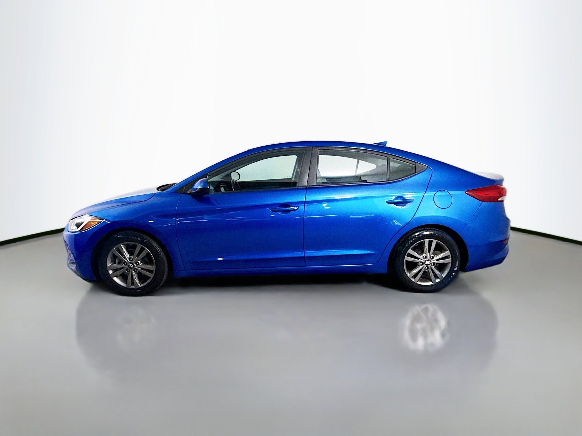 Used 2017 Hyundai Elantra Value Edition w/ Cargo Package image 6